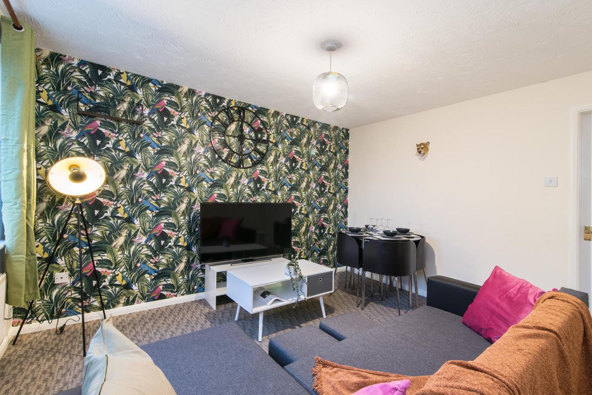 Coventry- Perchfoot 3 Bedroom Contractor And Pet-Friendly Spacious House By Sublime Stays Exterior foto