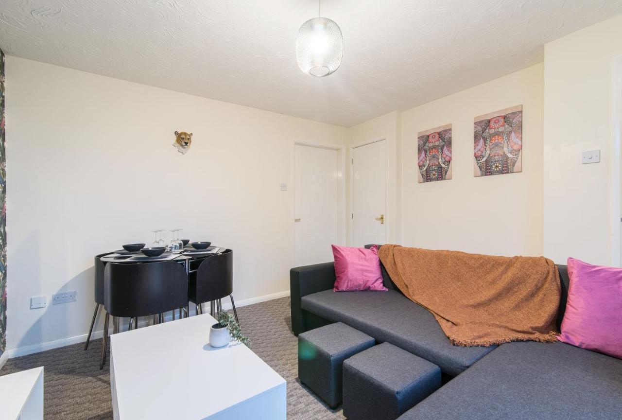 Coventry- Perchfoot 3 Bedroom Contractor And Pet-Friendly Spacious House By Sublime Stays Exterior foto